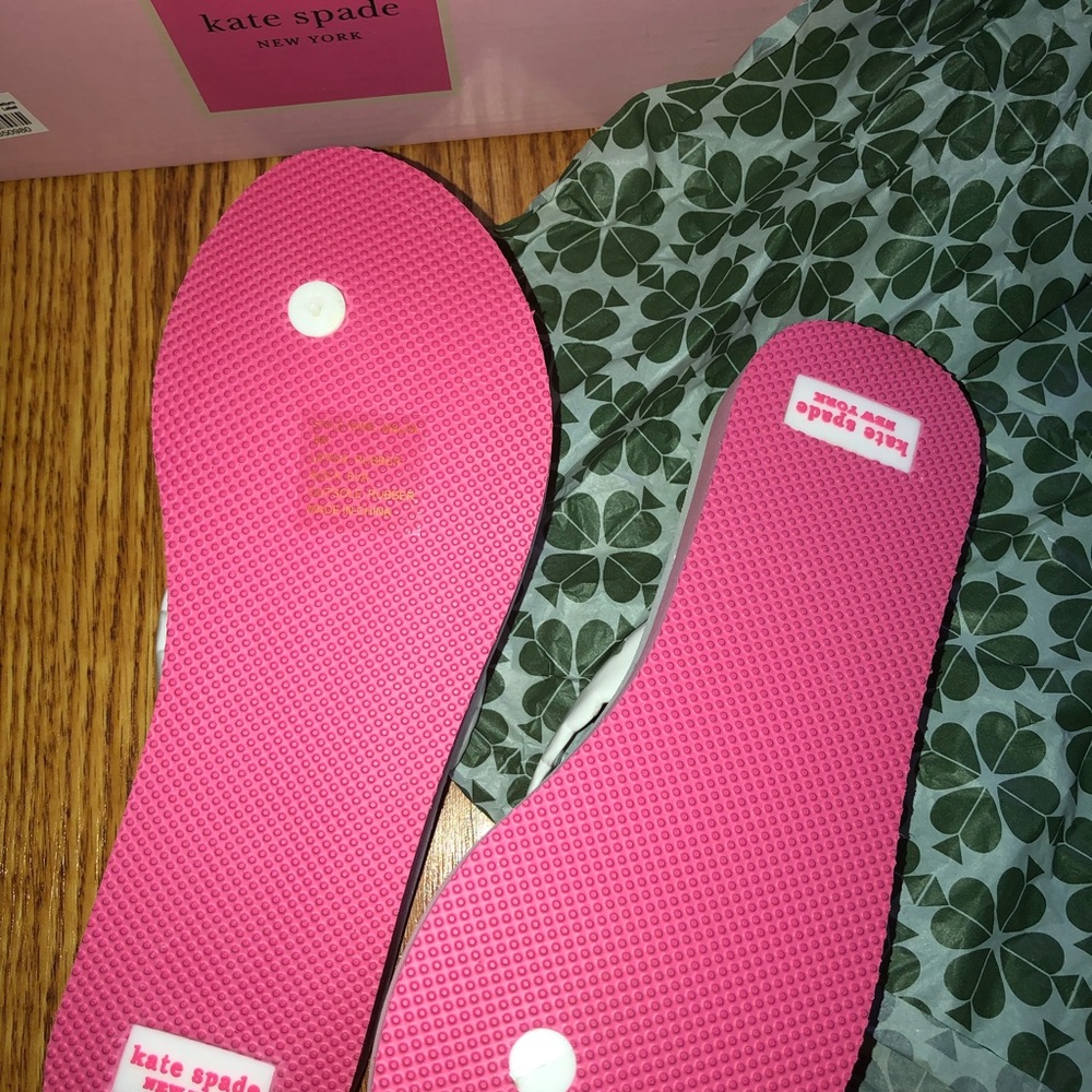 Designer Flip Flops - Picture 4 of 4